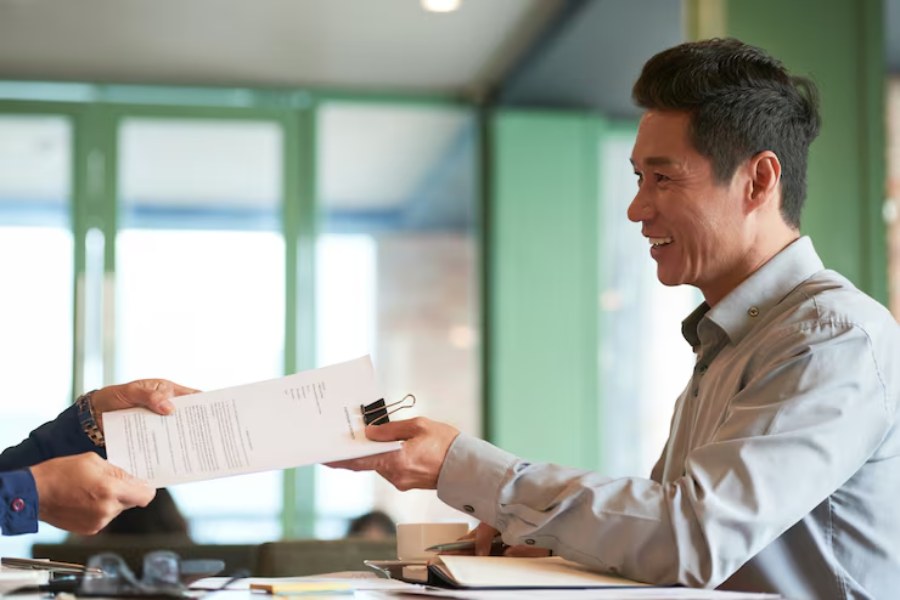 What is A Document Approval Workflow? Steps, Benefits, and Examples 